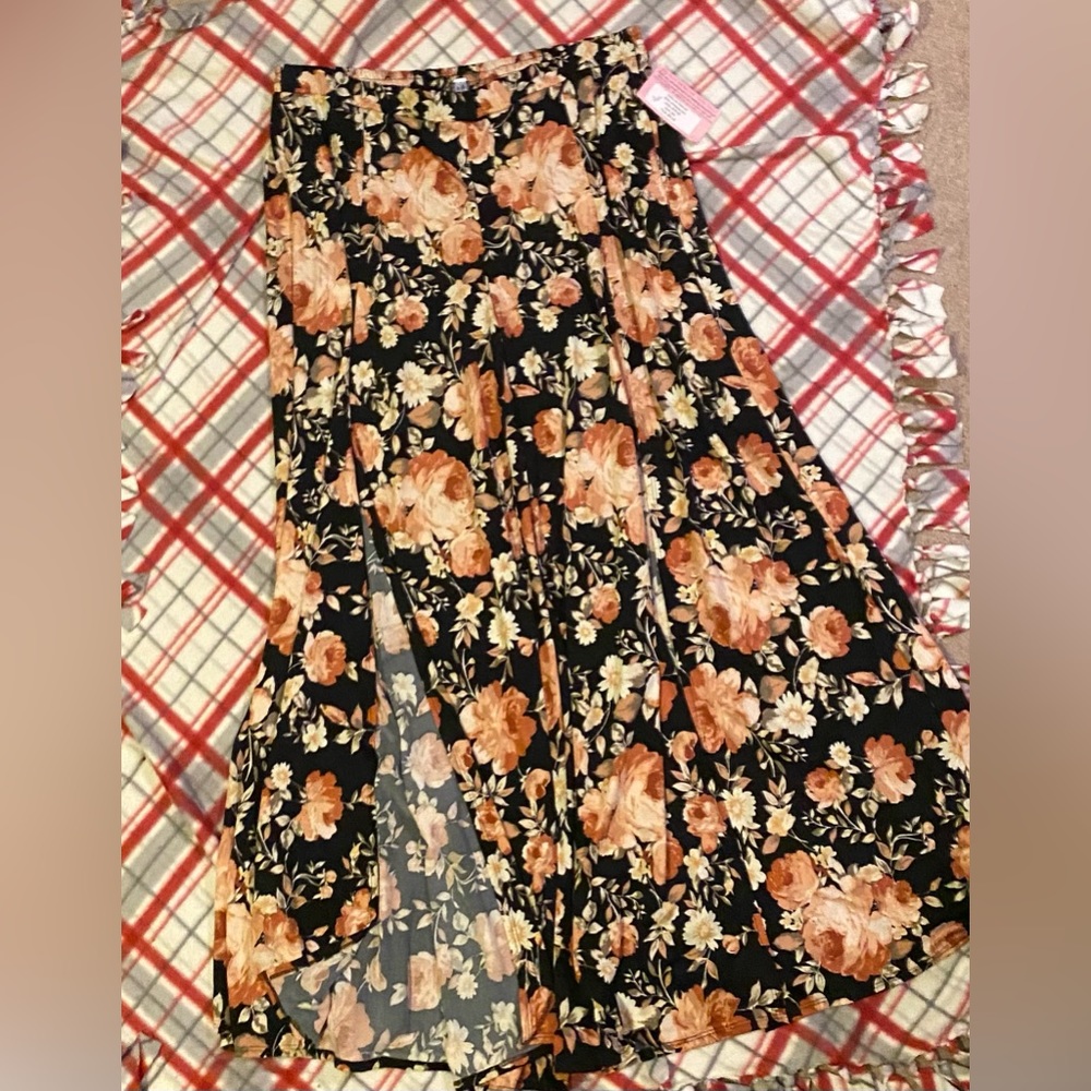 Giddy Up Glamour Flowery Slit Pants
